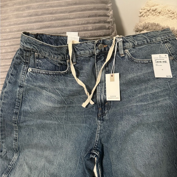 Extreme Barrel Jeans NWT SIZE 14 Good American - Picture 2 of 8